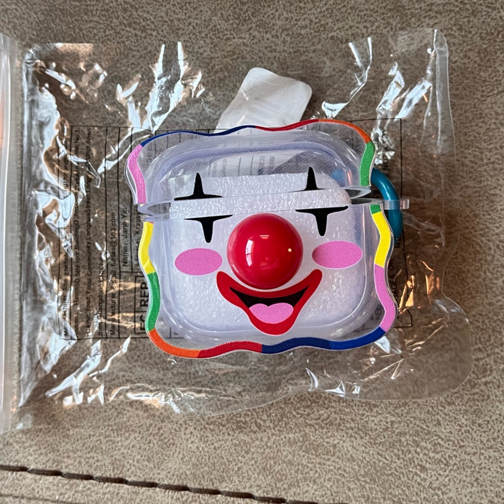 AIRPODS PRO & AIRPODS 3 CLOWN CASES (BUNDLE)